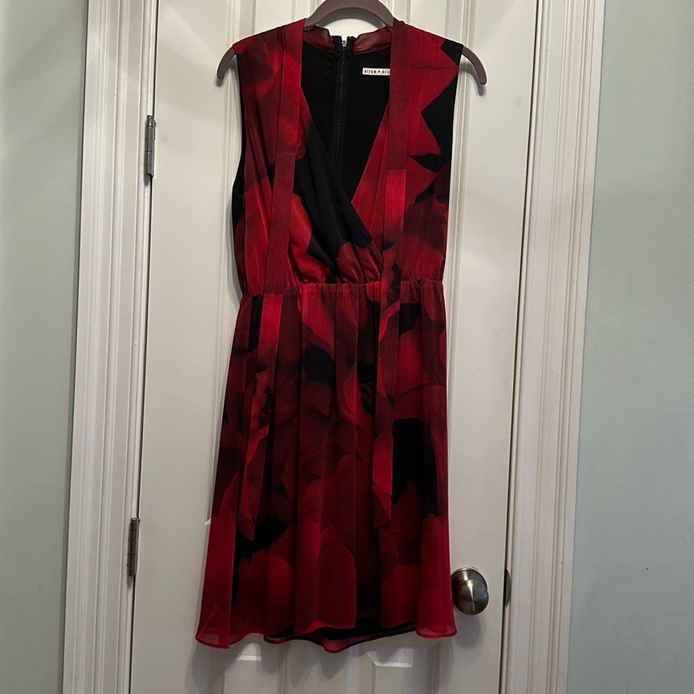Pretty and flowy black and red dress!